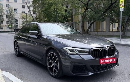 BMW 5 серия, 2021 год, 5 000 000 рублей, 2 фотография