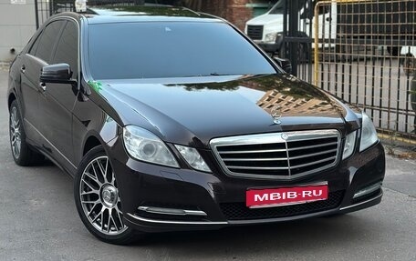 Mercedes-Benz E-Класс, 2010 год, 1 500 000 рублей, 1 фотография