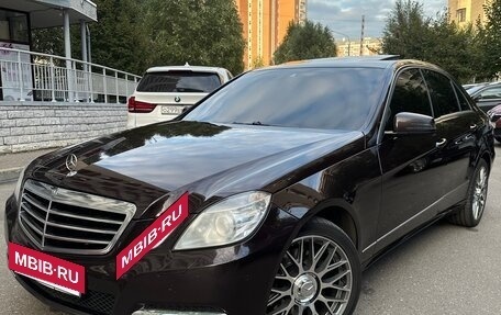 Mercedes-Benz E-Класс, 2010 год, 1 500 000 рублей, 11 фотография
