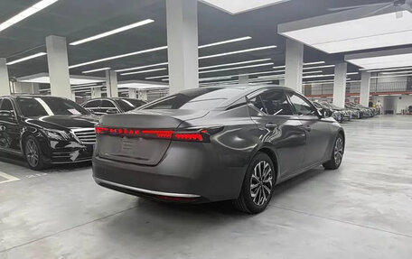 Nissan Teana, 2025 год, 2 000 000 рублей, 4 фотография