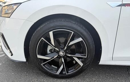 Skoda Octavia IV, 2022 год, 2 300 000 рублей, 11 фотография