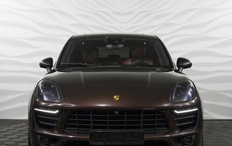 Porsche Macan I рестайлинг, 2017 год, 3 450 000 рублей, 2 фотография