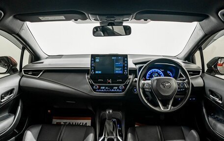 Toyota Corolla, 2021 год, 1 910 000 рублей, 9 фотография