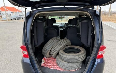 Honda Freed I, 2010 год, 919 000 рублей, 20 фотография