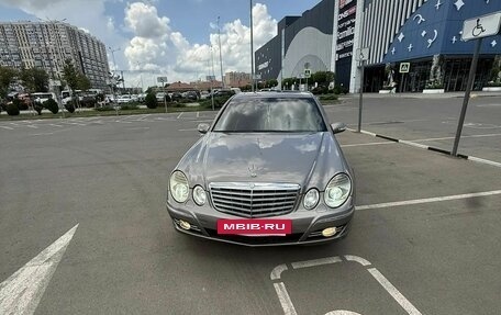 Mercedes-Benz E-Класс, 2003 год, 820 000 рублей, 2 фотография