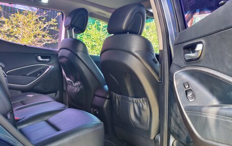 Hyundai Santa Fe III рестайлинг, 2016 год, 2 100 000 рублей, 10 фотография