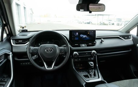 Toyota RAV4, 2025 год, 3 958 000 рублей, 11 фотография