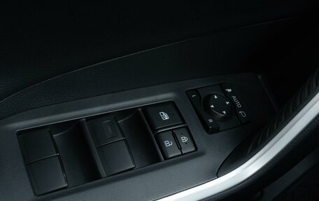 Toyota RAV4, 2025 год, 3 958 000 рублей, 18 фотография