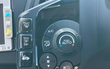 Honda CR-Z, 2011 год, 820 000 рублей, 19 фотография