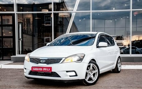 KIA cee'd I рестайлинг, 2011 год, 649 000 рублей, 1 фотография