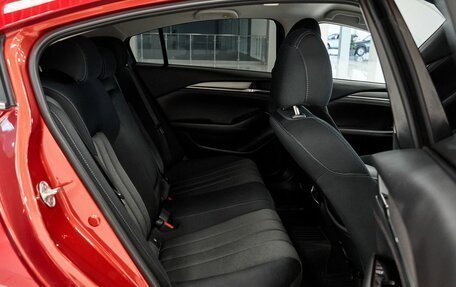 Mazda 6, 2019 год, 2 210 000 рублей, 19 фотография
