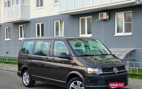 Volkswagen Multivan T5, 2015 год, 2 999 000 рублей, 2 фотография