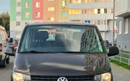 Volkswagen Multivan T5, 2015 год, 2 999 000 рублей, 7 фотография