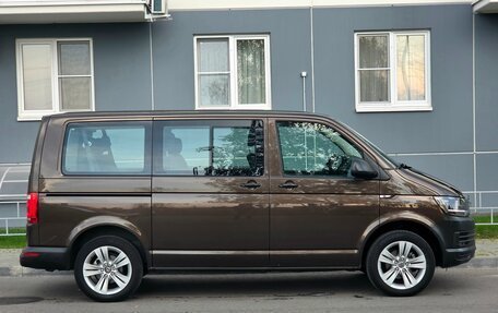Volkswagen Multivan T5, 2015 год, 2 999 000 рублей, 6 фотография