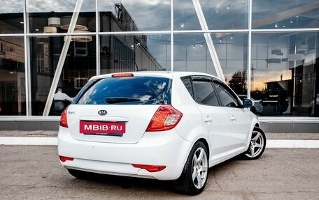 KIA cee'd I рестайлинг, 2011 год, 649 000 рублей, 2 фотография