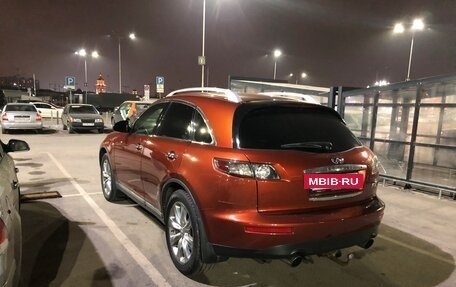 Infiniti FX I, 2007 год, 850 000 рублей, 6 фотография