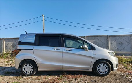 Honda Freed I, 2010 год, 1 140 000 рублей, 3 фотография