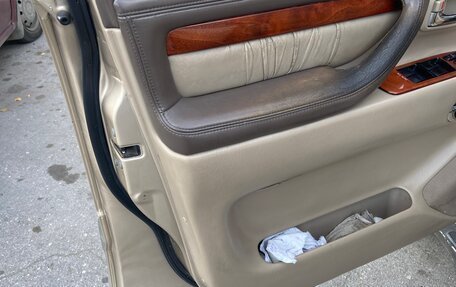 Lexus LX II, 2001 год, 1 600 000 рублей, 11 фотография