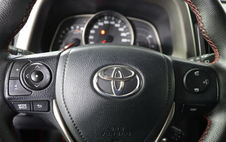 Toyota RAV4, 2014 год, 1 999 990 рублей, 11 фотография