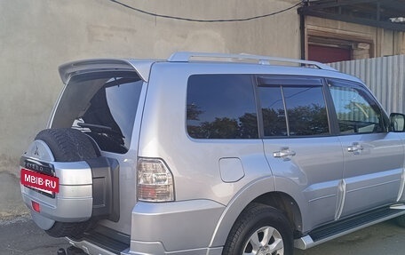 Mitsubishi Pajero IV, 2011 год, 2 830 000 рублей, 15 фотография