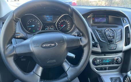Ford Focus III, 2011 год, 490 000 рублей, 2 фотография