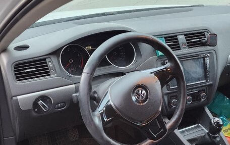 Volkswagen Jetta VI, 2015 год, 870 000 рублей, 8 фотография