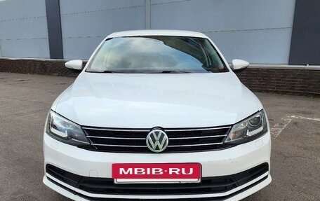 Volkswagen Jetta VI, 2015 год, 870 000 рублей, 2 фотография