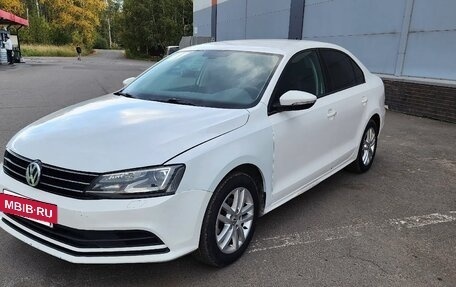 Volkswagen Jetta VI, 2015 год, 870 000 рублей, 7 фотография