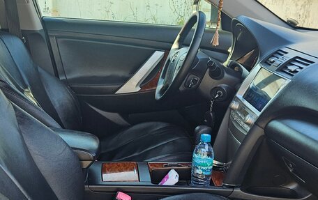 Toyota Camry, 2009 год, 1 130 000 рублей, 3 фотография