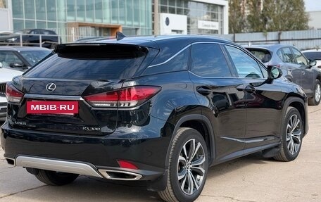 Lexus RX IV рестайлинг, 2020 год, 4 950 000 рублей, 4 фотография