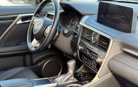 Lexus RX IV рестайлинг, 2020 год, 4 950 000 рублей, 11 фотография