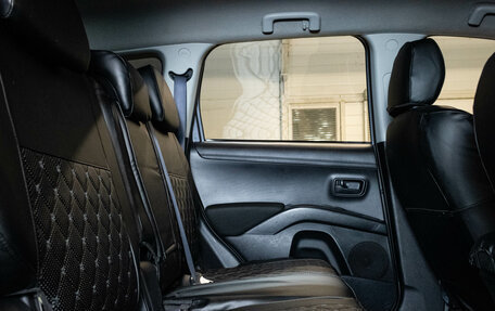 Mitsubishi Outlander III рестайлинг 3, 2010 год, 1 050 000 рублей, 11 фотография