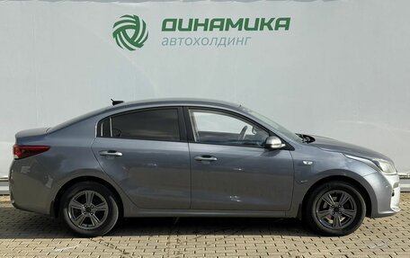 KIA Rio IV, 2017 год, 850 000 рублей, 4 фотография