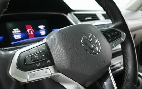 Volkswagen Tiguan II, 2021 год, 3 069 900 рублей, 13 фотография