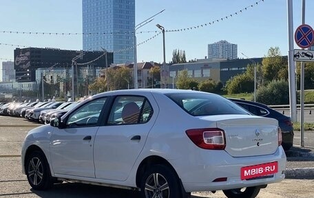 Renault Logan II, 2018 год, 830 000 рублей, 4 фотография