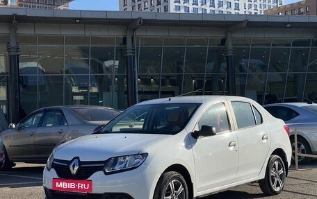 Renault Logan II, 2018 год, 830 000 рублей, 3 фотография