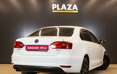 Volkswagen Jetta VI, 2013 год, 930 000 рублей, 4 фотография