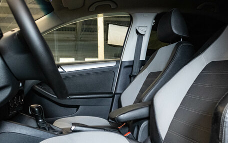 Volkswagen Jetta VI, 2013 год, 930 000 рублей, 9 фотография