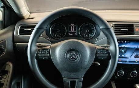 Volkswagen Jetta VI, 2013 год, 930 000 рублей, 6 фотография