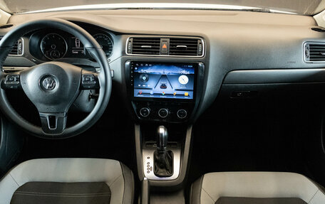 Volkswagen Jetta VI, 2013 год, 930 000 рублей, 5 фотография