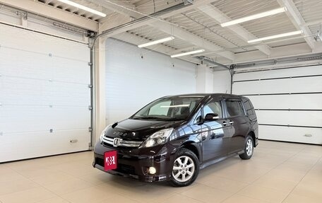 Toyota ISis I, 2012 год, 1 299 000 рублей, 1 фотография