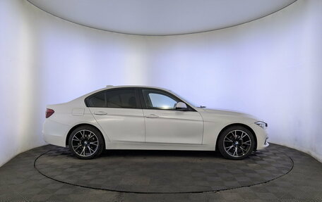 BMW 3 серия, 2017 год, 1 930 000 рублей, 4 фотография