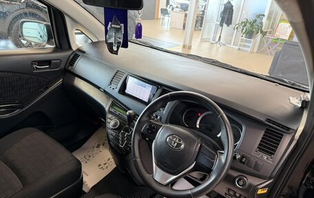 Toyota ISis I, 2012 год, 1 299 000 рублей, 11 фотография