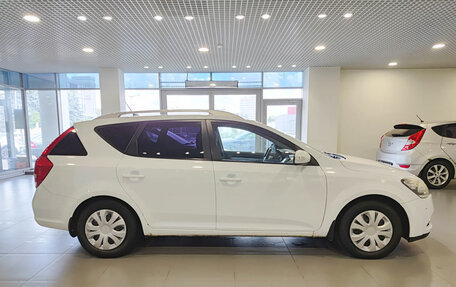 KIA cee'd I рестайлинг, 2011 год, 410 000 рублей, 4 фотография