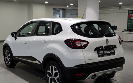 Renault Kaptur I рестайлинг, 2017 год, 945 000 рублей, 7 фотография