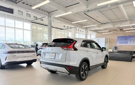 Mitsubishi Eclipse Cross, 2021 год, 2 329 000 рублей, 6 фотография