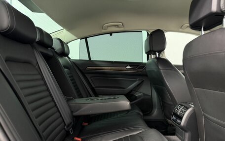 Volkswagen Passat B8 рестайлинг, 2016 год, 2 050 000 рублей, 19 фотография