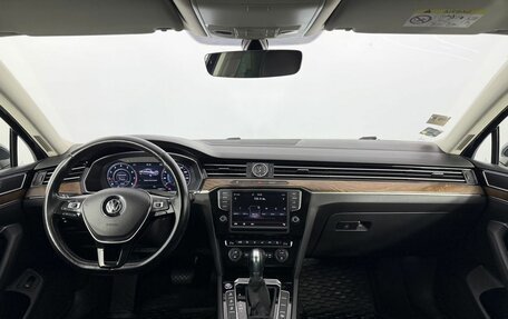 Volkswagen Passat B8 рестайлинг, 2016 год, 2 050 000 рублей, 25 фотография