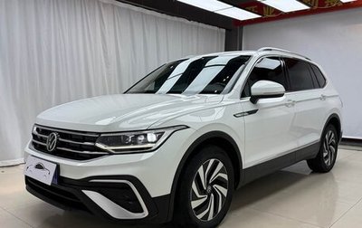 Volkswagen Tiguan II, 2023 год, 2 401 864 рублей, 1 фотография