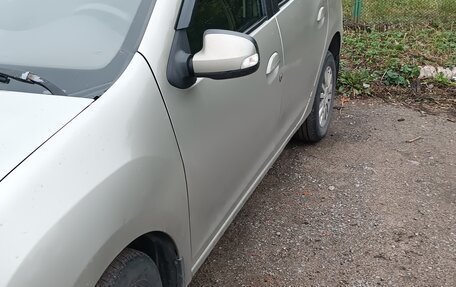 Renault Logan II, 2014 год, 570 000 рублей, 4 фотография